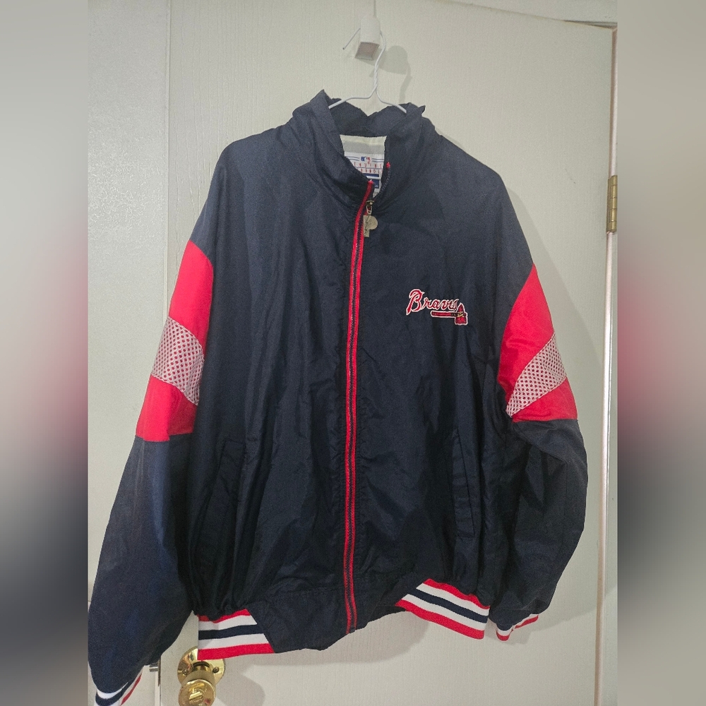 Atlanta Braves Vintage Pro Player Mens Jacket MLB Logo On Sleeve "P" zipper Pull